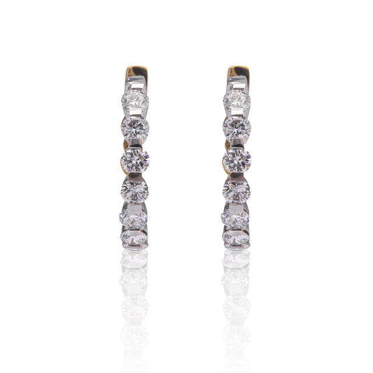 Volutri diamond earring