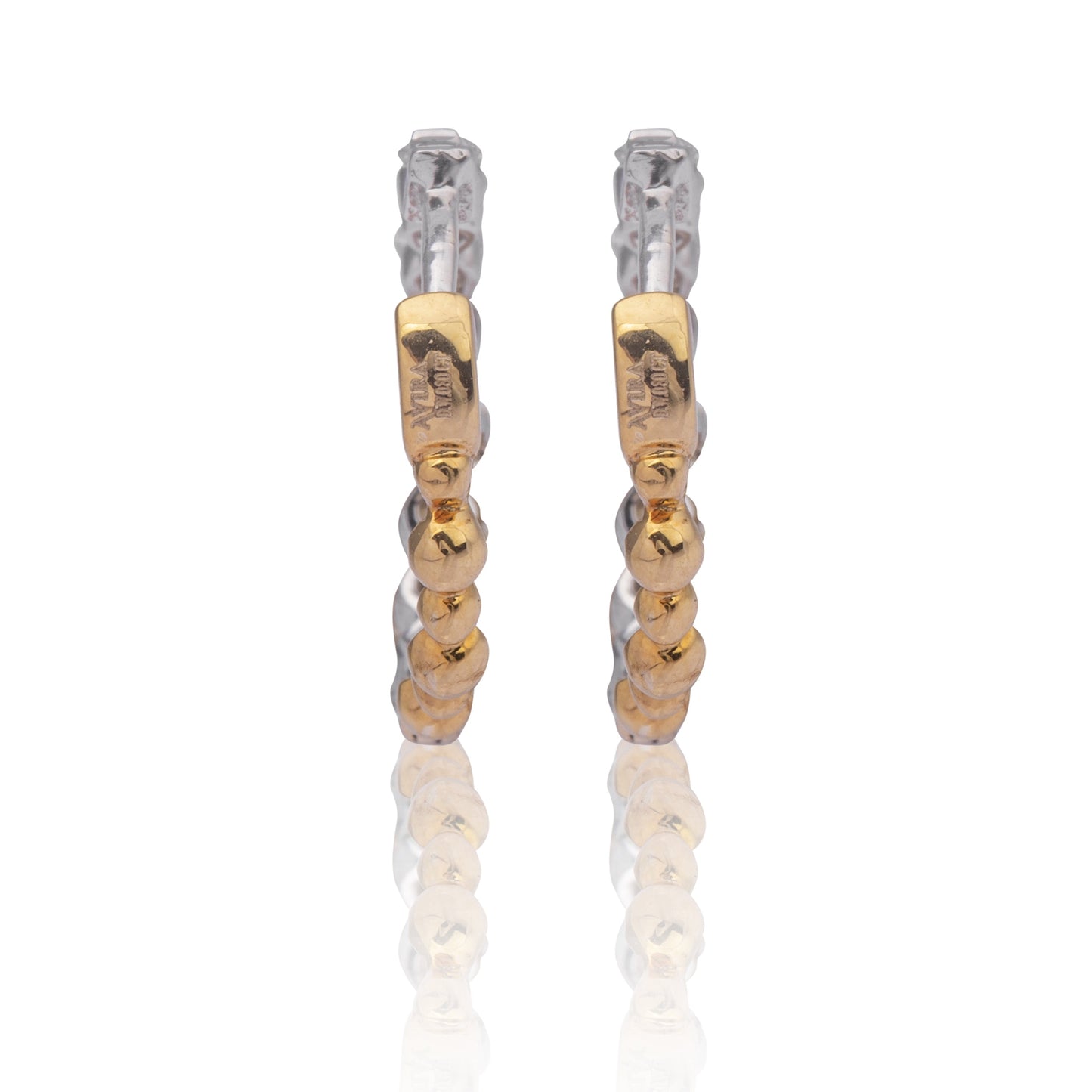 Volutri diamond earring