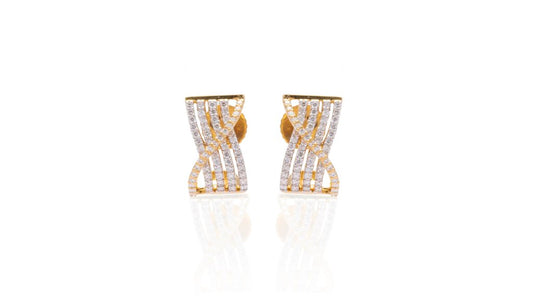 Sparkling Wave Diamond Stud