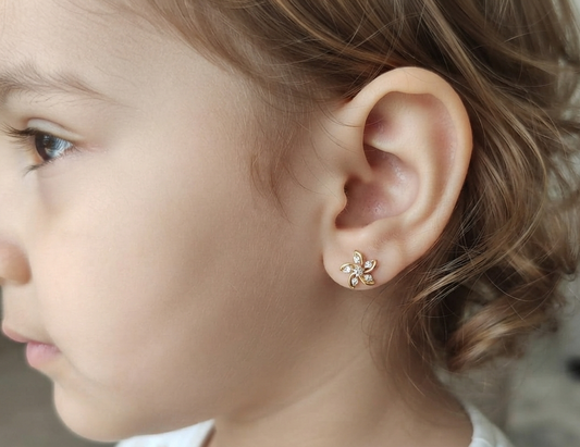 Pixie Flower Diamond Stud