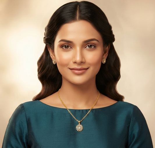 Floral Radiance Gold Diamond Pendant Set