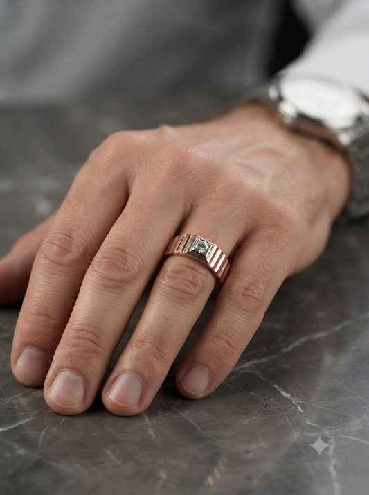 King's Crest Diamond Ring