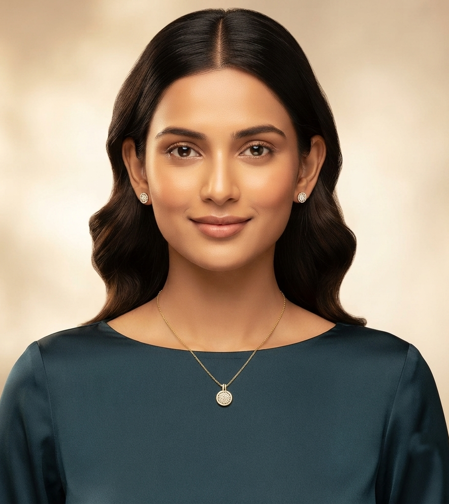 Sparkling Halo Pendant