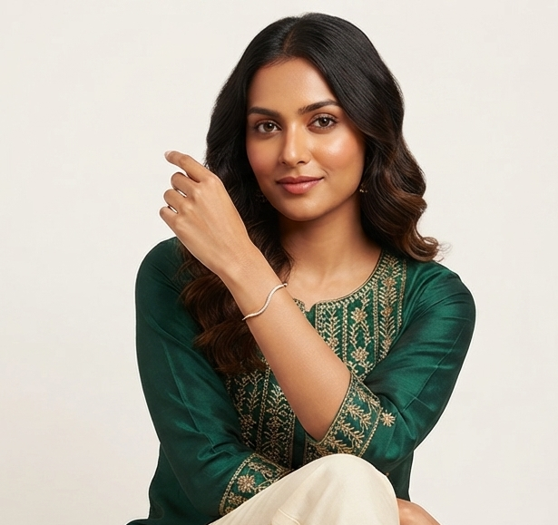 Silken Thread Diamond Kada