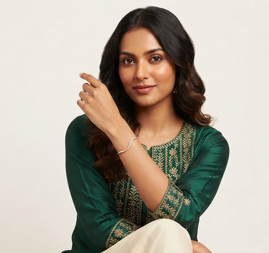Silken Thread Diamond Kada