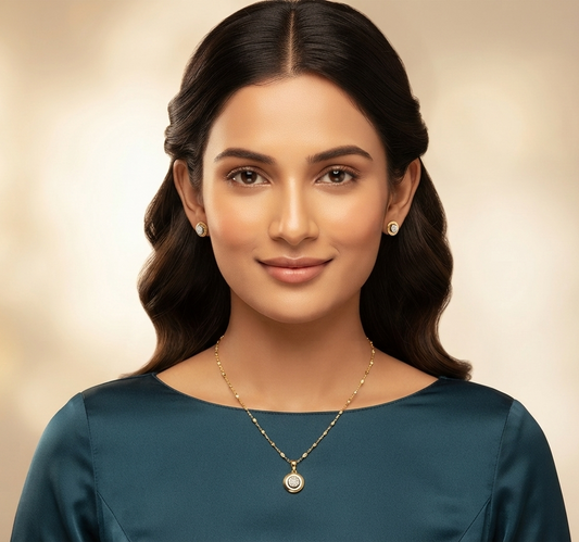 Simplified Beauty Diamond Pendant Earring Set