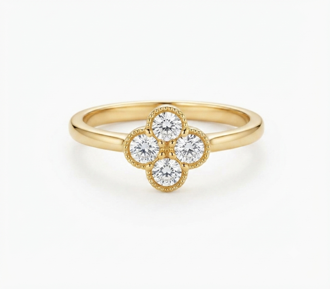 Aura Clover Ring