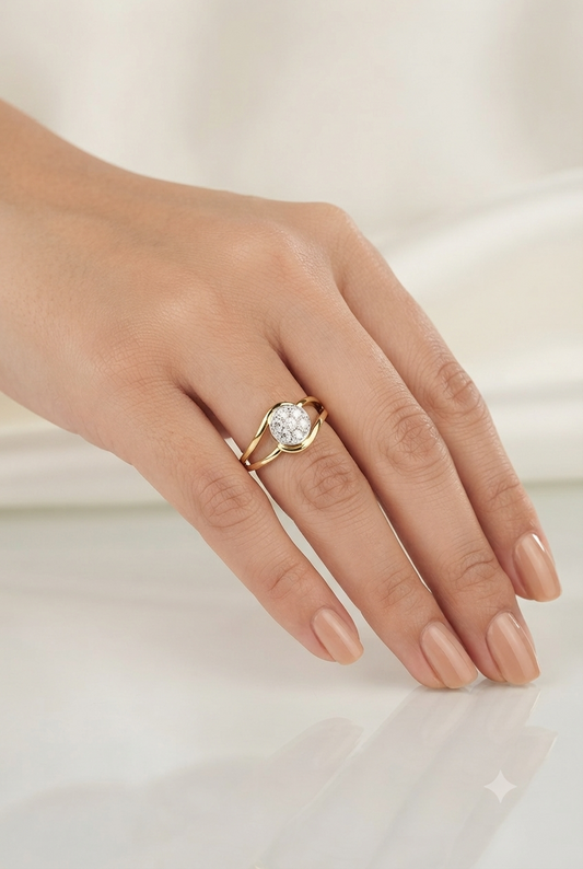 Twisted Cluster Diamond Ring