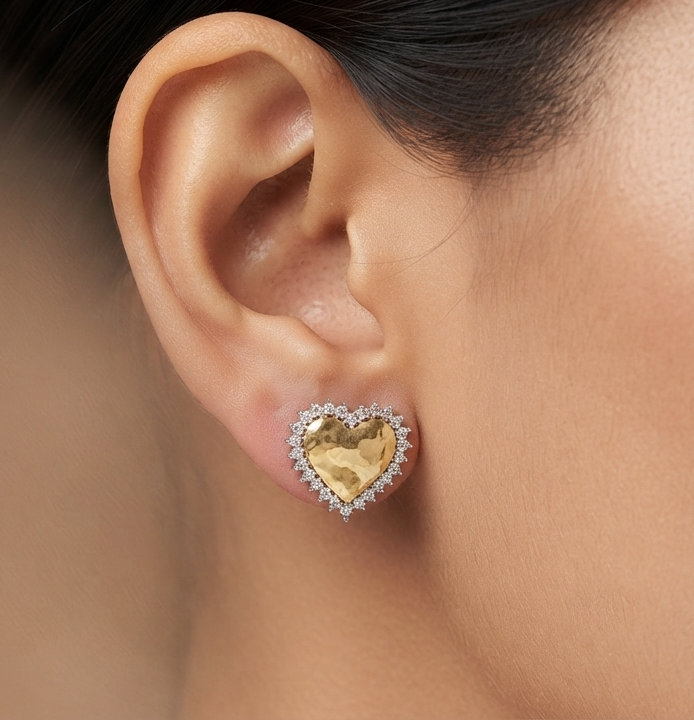 Golden Heart Diamond stud