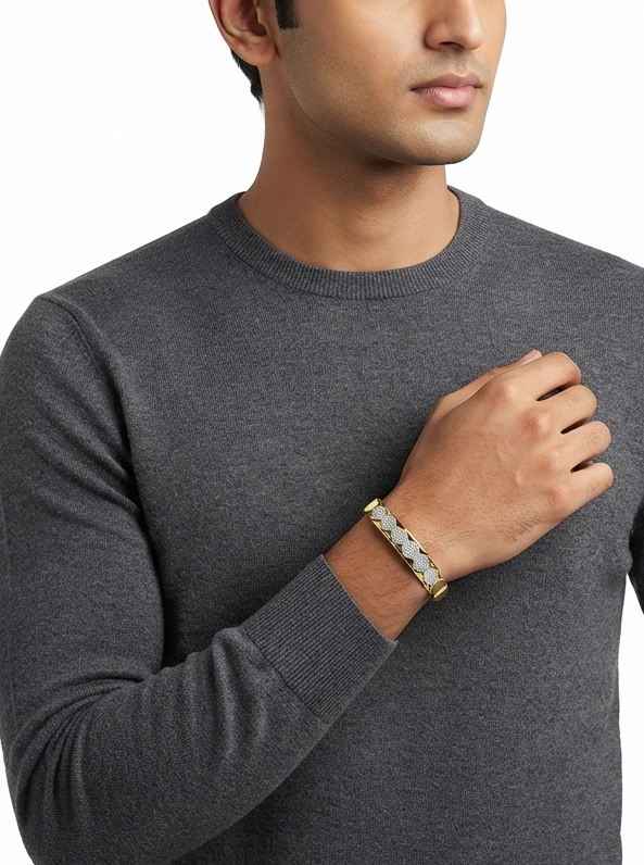 Glamorous Wave Diamond Kada