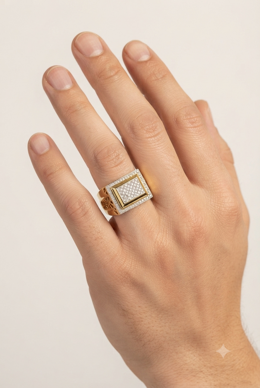 Luxurious Halo Diamond Ring For Men
