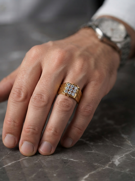Dais Light Diamond Ring