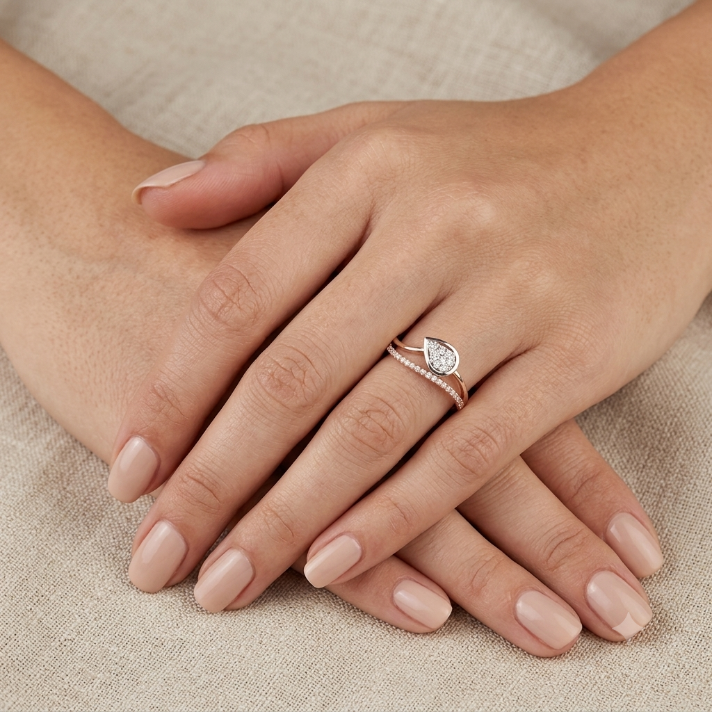 Lucky leaf diamond ring