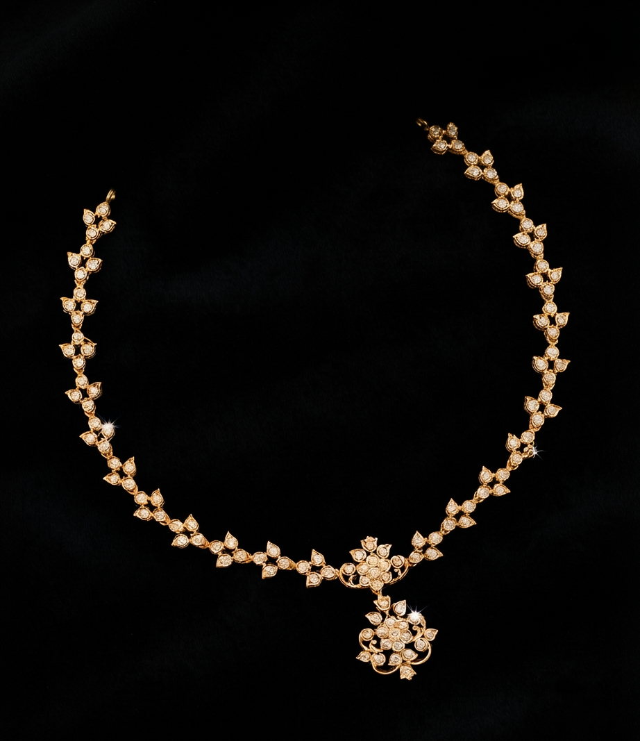 18kt yellow gold studded in lab grown diamond in a traditional south indian design