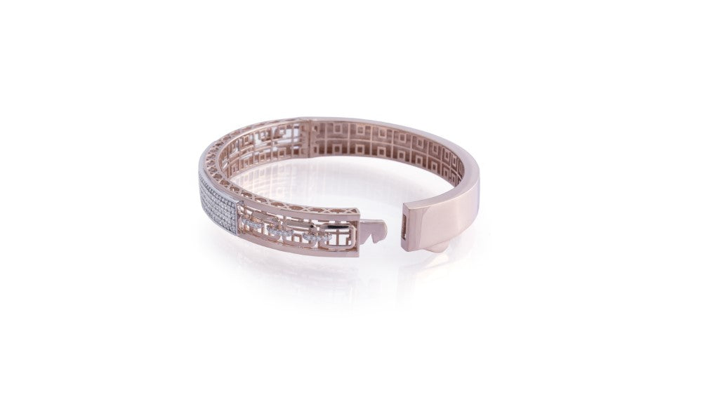 Pave Diamond Kada