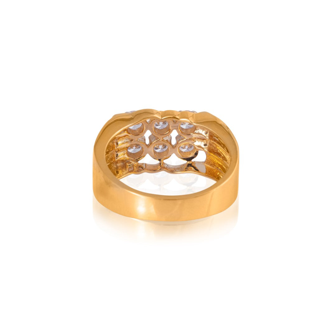 Grandstand diamond ring