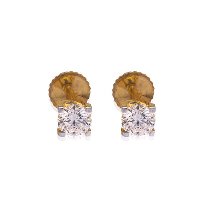 Shimmering solitare diamond stud