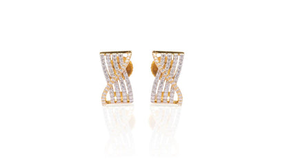 Sparkling Wave Diamond Stud